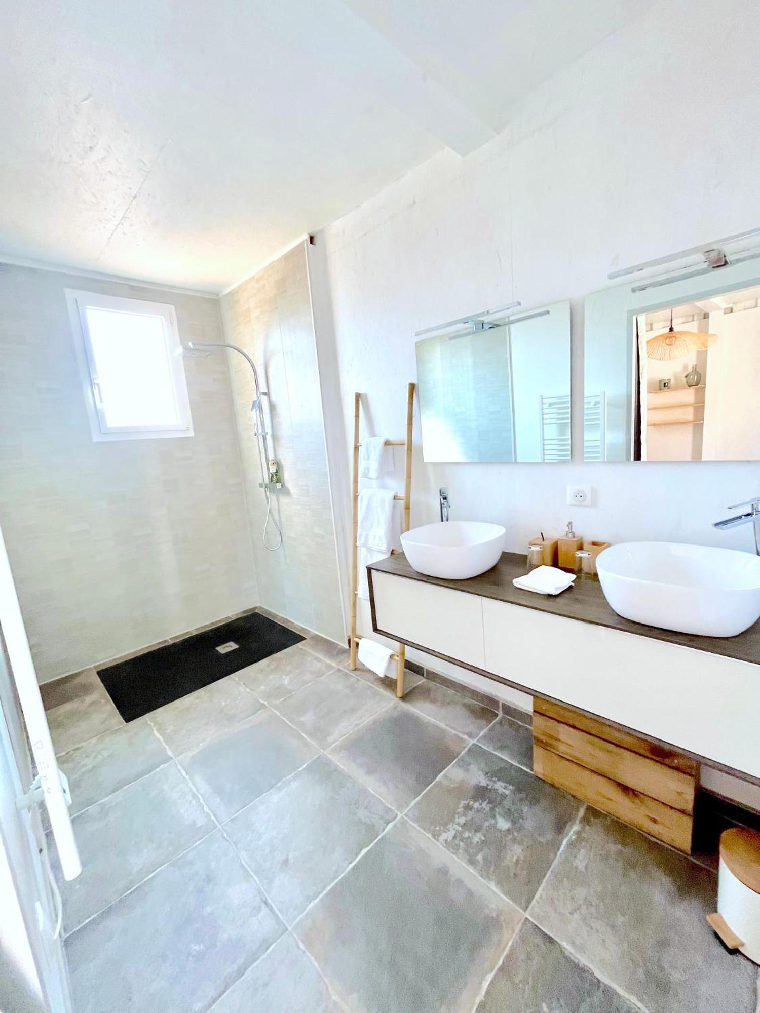 Nuiki Lodges - Chambres D'Hotes Montsegur-sur-Lauzon ภายนอก รูปภาพ